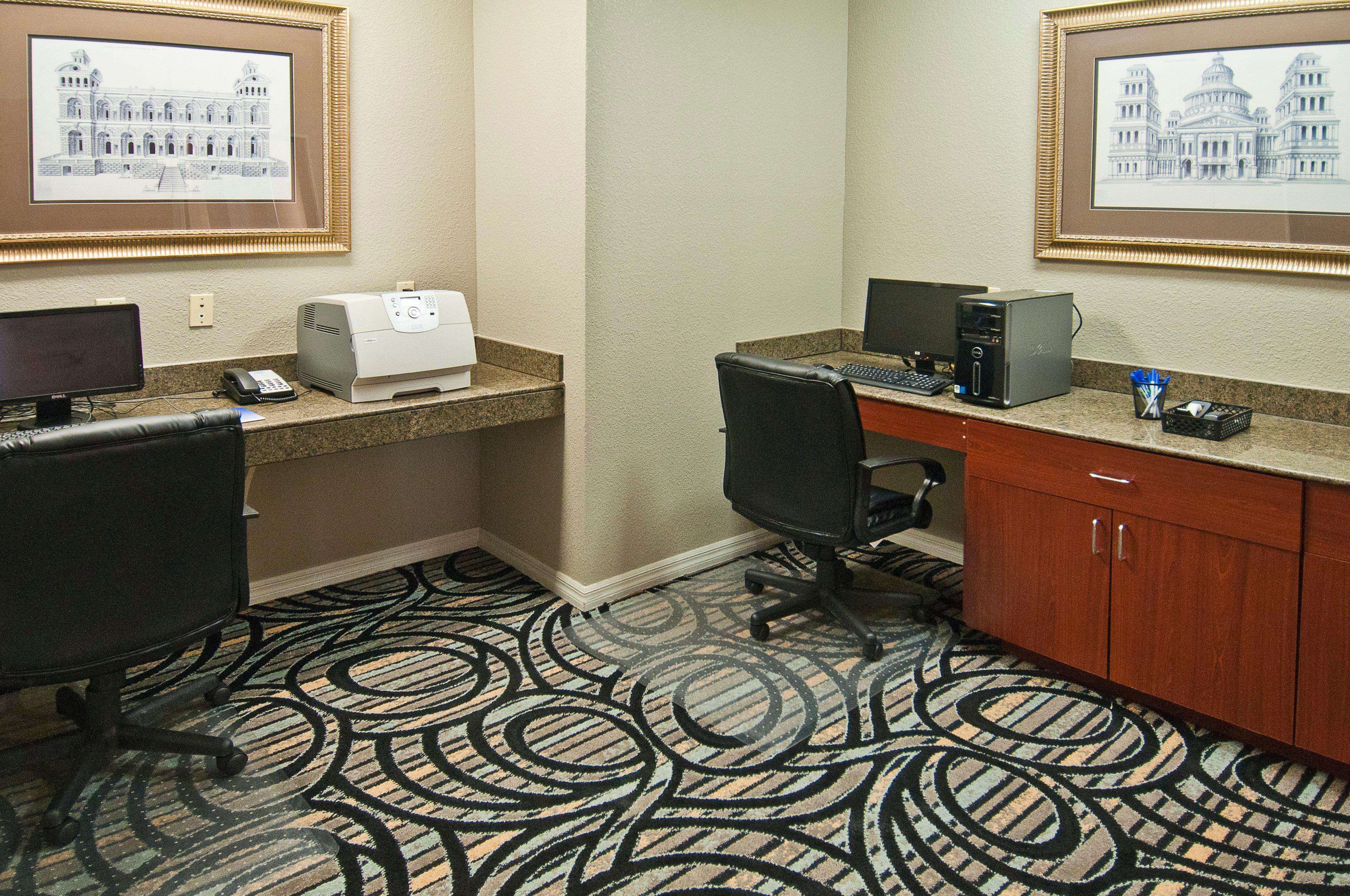 Holiday Inn Express Hotel And Suites Lake Charles By Ihg Buitenkant foto