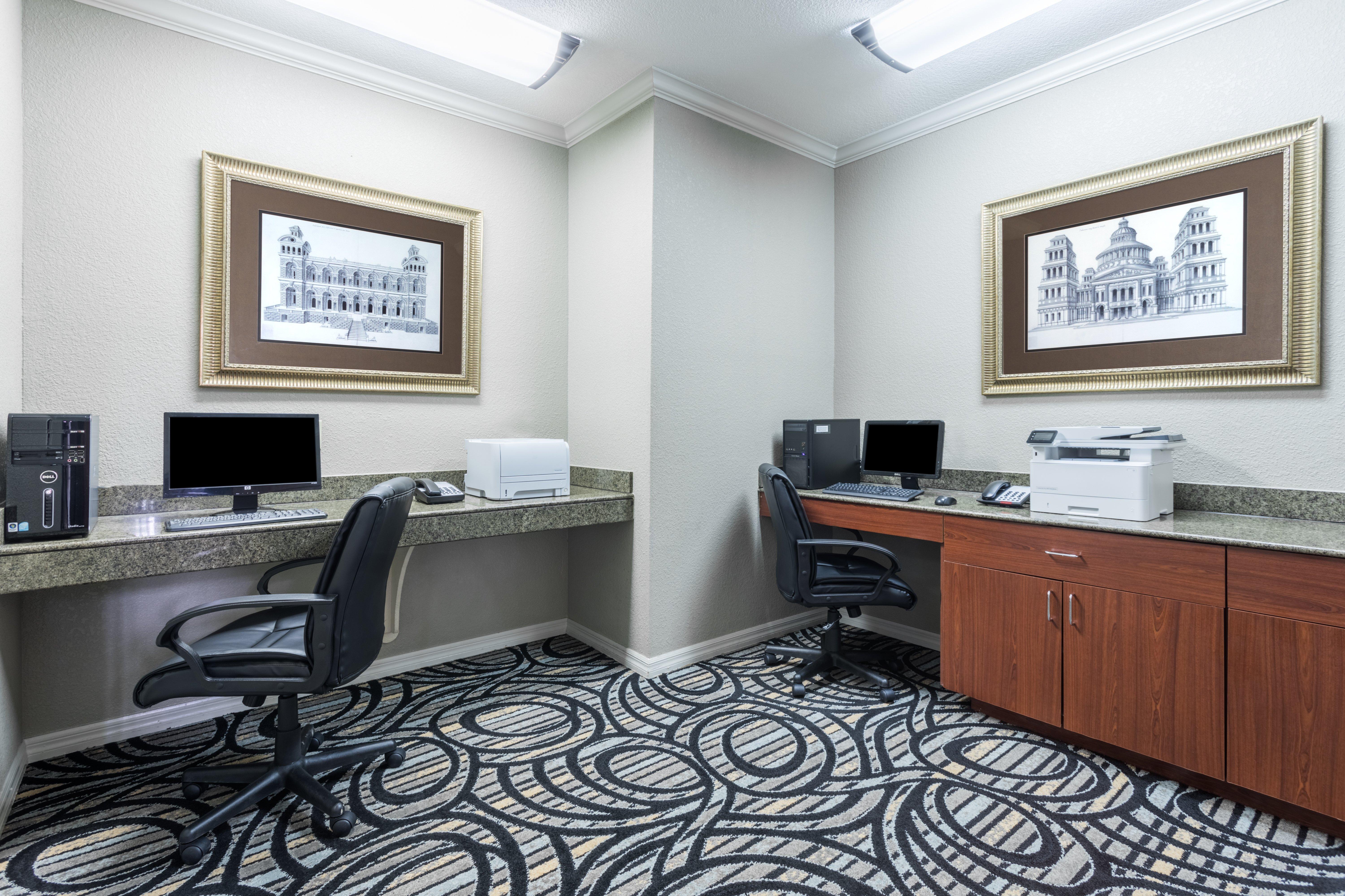 Holiday Inn Express Hotel And Suites Lake Charles By Ihg Buitenkant foto